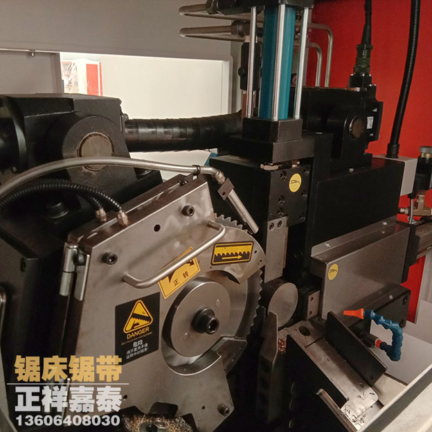 圓鋸機(jī)細(xì)節(jié)